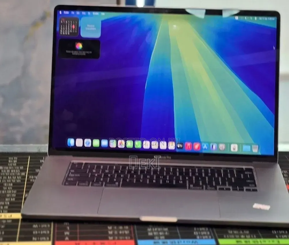 New Laptop Apple MacBook Pro 2019 16GB Intel Core i9 SSD 2T