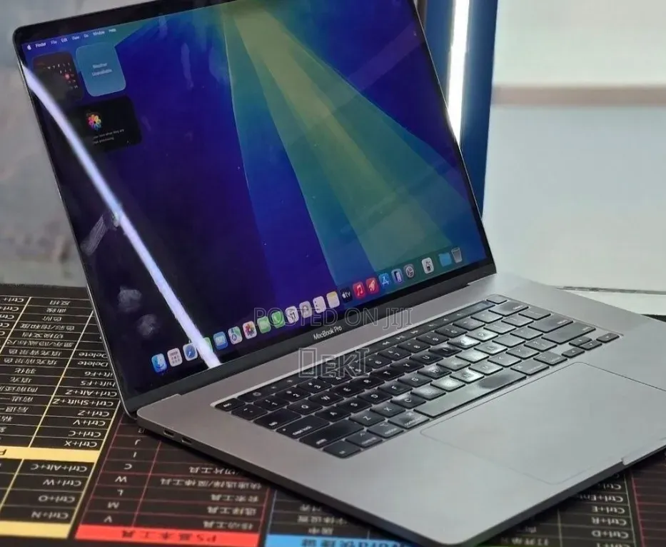 New Laptop Apple MacBook Pro 2019 16GB Intel Core i9 SSD 2T