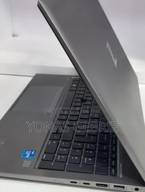 New Laptop HP 16GB Intel Core i7 SSD 512GB