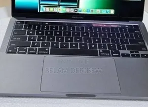 New Laptop Apple MacBook Pro 2022 M2 8GB Apple M2 SSD 256GB