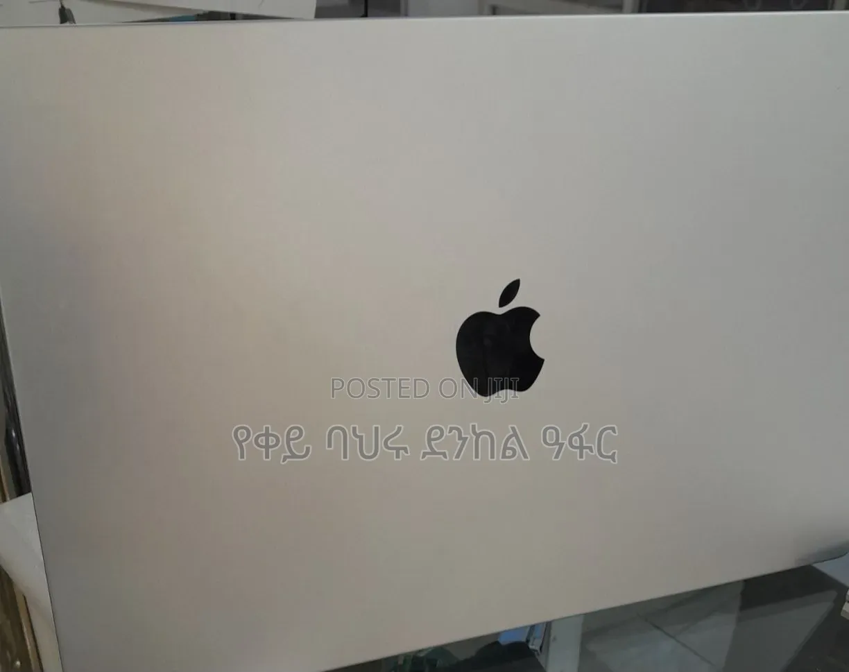 New Laptop Apple MacBook Pro 2021 M1 32GB Intel Core Ultra 7 SSD 1T