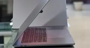 New Laptop Apple MacBook Pro 2017 16GB Intel Core i7 SSD 512GB