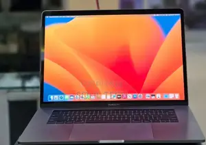 New Laptop Apple MacBook Pro 2017 16GB Intel Core i7 SSD 512GB