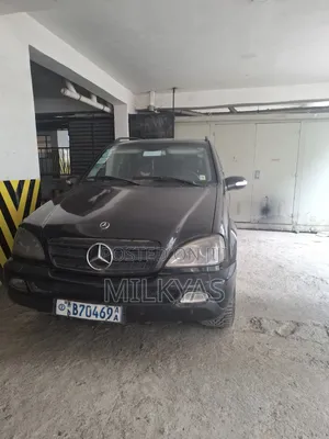 Mercedes-Benz M Class 2005 Black