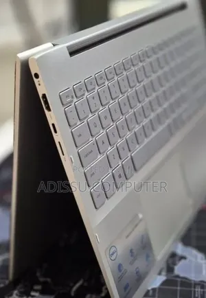 New Laptop Dell XPS 15 8GB Intel Core i5 SSD 256GB