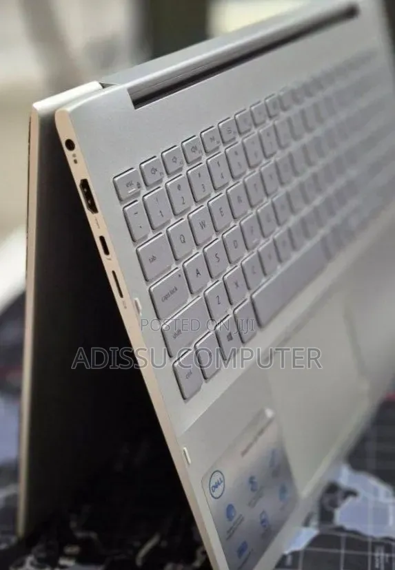 New Laptop Dell XPS 15 8GB Intel Core i5 SSD 256GB