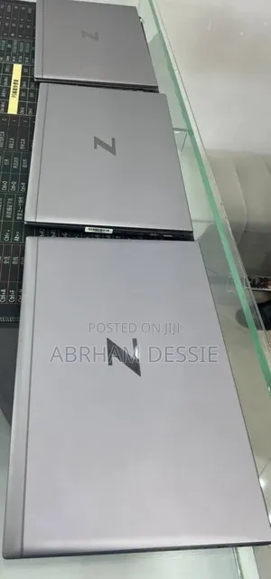 New Laptop HP ZBook Studio G8 16GB Intel Core i7 SSD 512GB