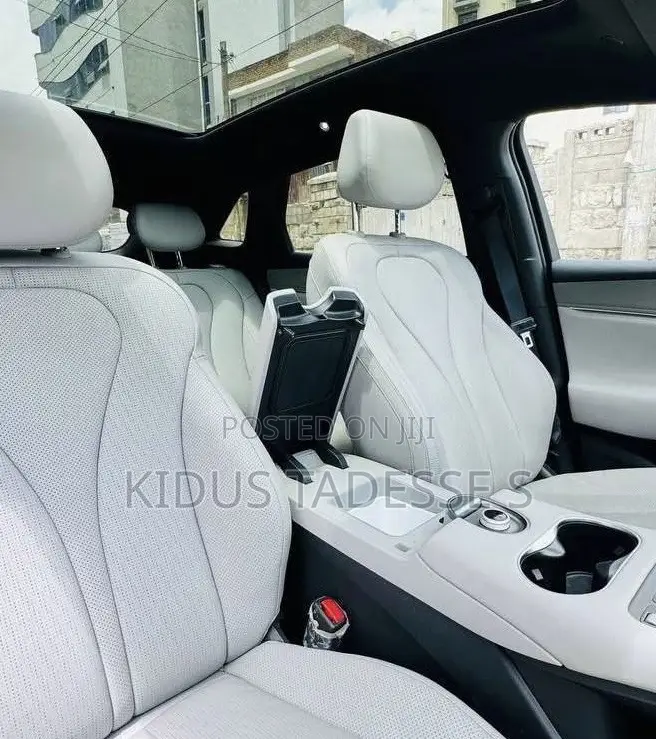 New BYD Sealion 06 EV 2025 Silver