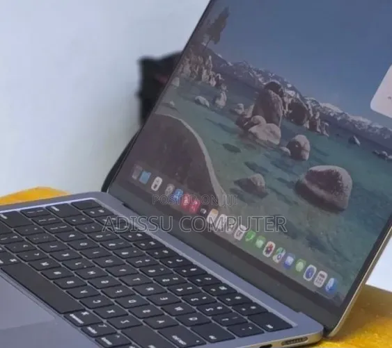 New Laptop Apple MacBook Air 2022 M2 8GB Intel Core M2 SSD 256GB
