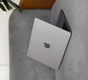 New Laptop Apple MacBook Air 2022 M2 8GB Intel Core i7 SSD 256GB