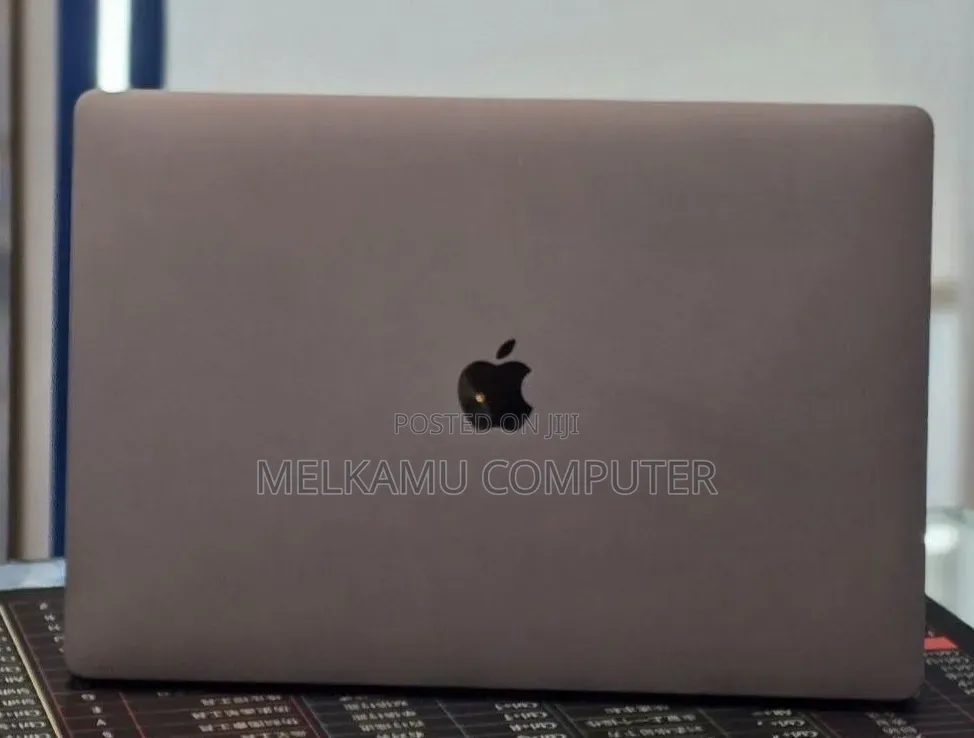 New Laptop Apple MacBook Pro 2019 16GB Intel Core i9 SSD 2T