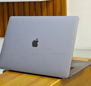 New Laptop Apple MacBook Pro 2018 32GB Intel Core i9 SSD 2T