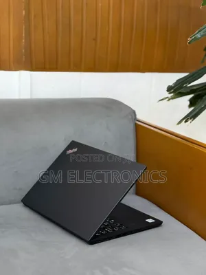 New Laptop Lenovo ThinkPad T14 8GB Intel Core i5 SSD 512GB