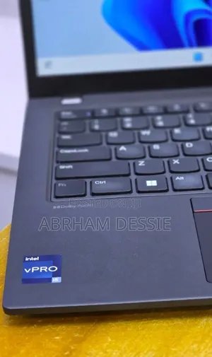 New Laptop Lenovo 16GB Intel Core i5 SSD 512GB