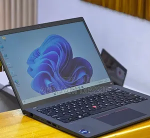 New Laptop Lenovo 16GB Intel Core i5 SSD 512GB