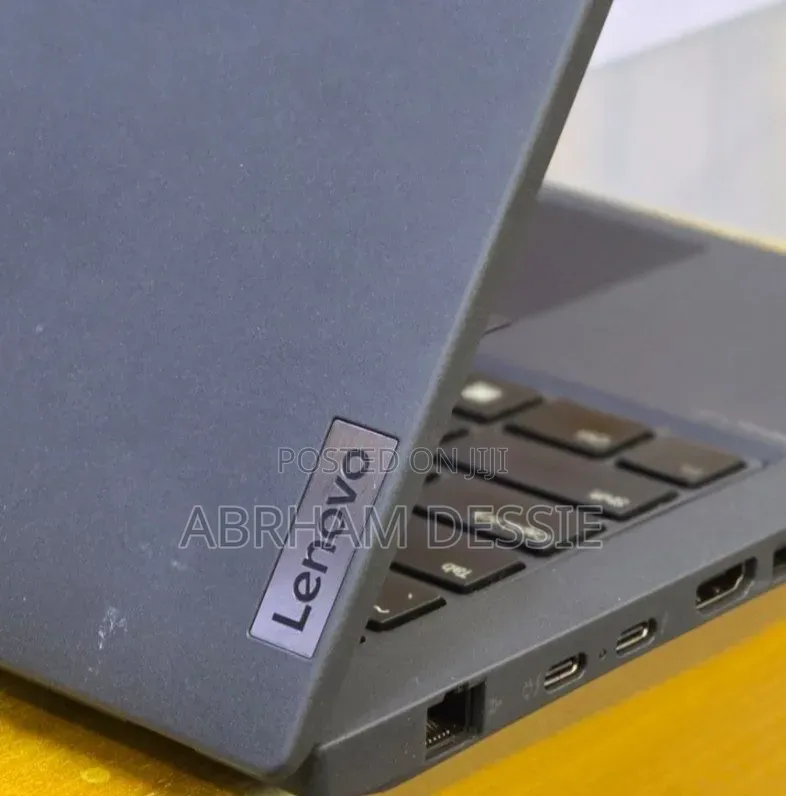 New Laptop Lenovo 16GB Intel Core i5 SSD 512GB