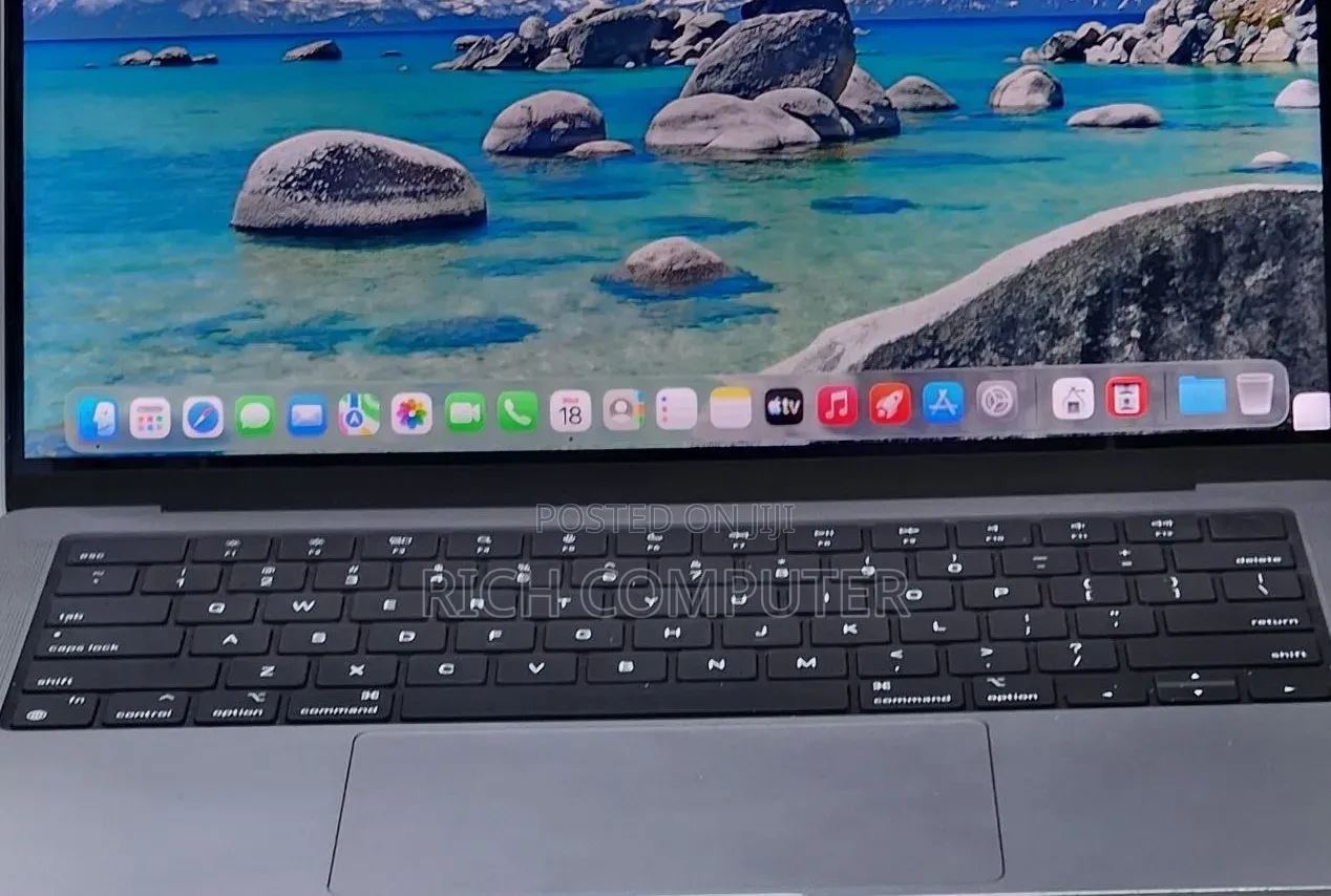New Laptop Apple MacBook Pro 2021 M1 32GB Apple M1 SSD 512GB