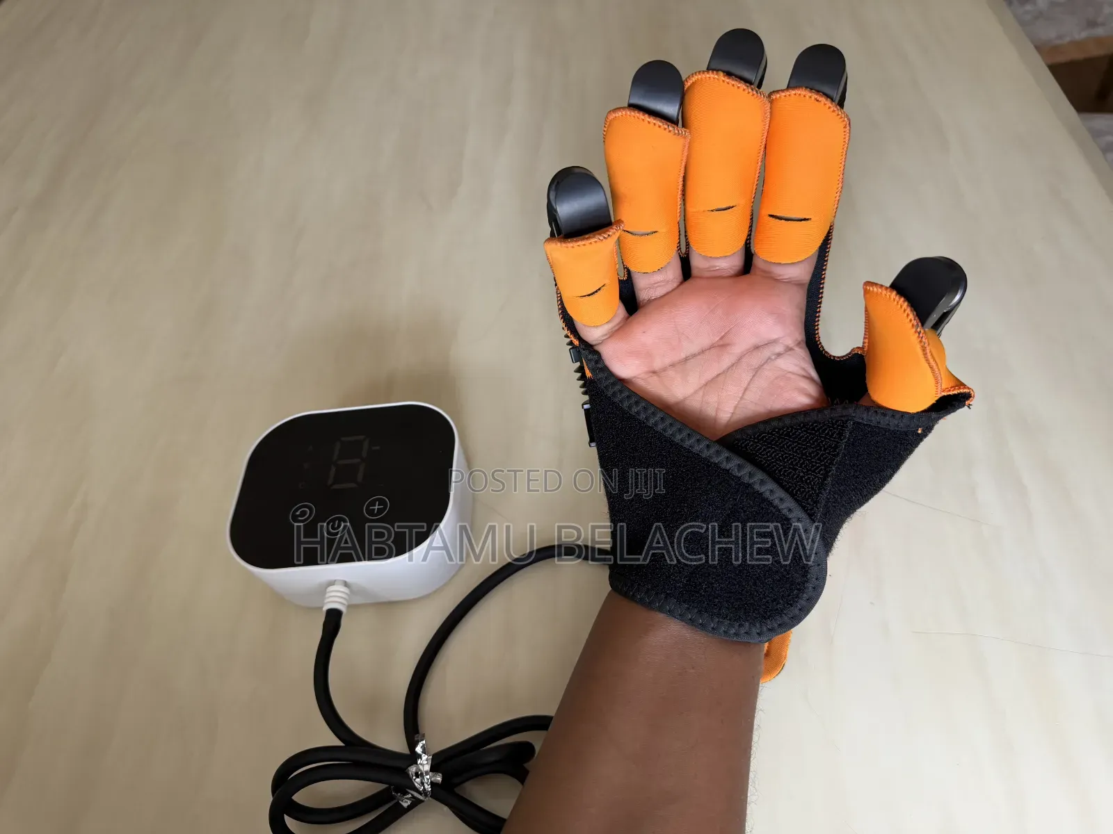 Physiotherapy Glove