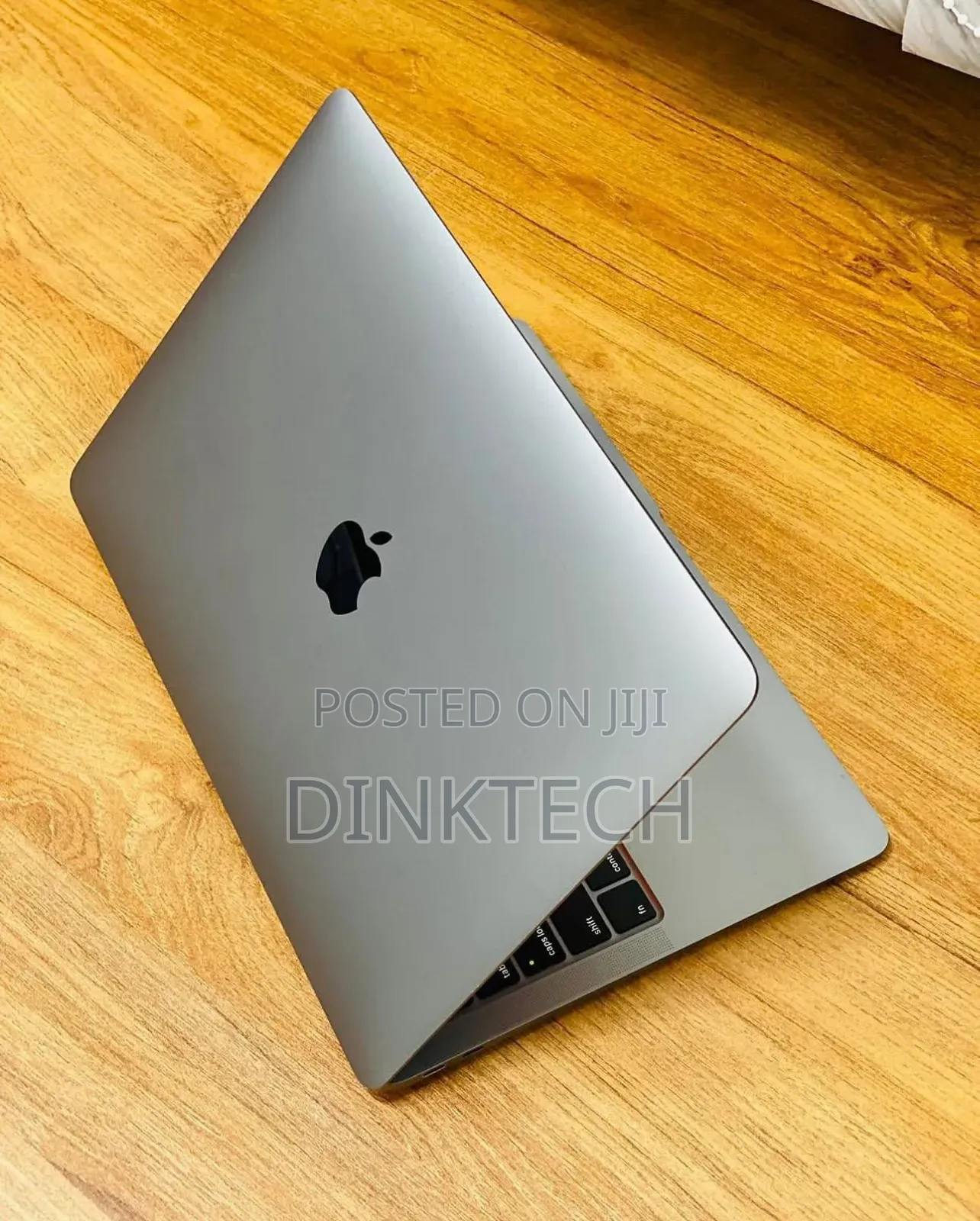 Laptop Apple MacBook Air 2020 M1 8GB Apple M1 SSD 256GB