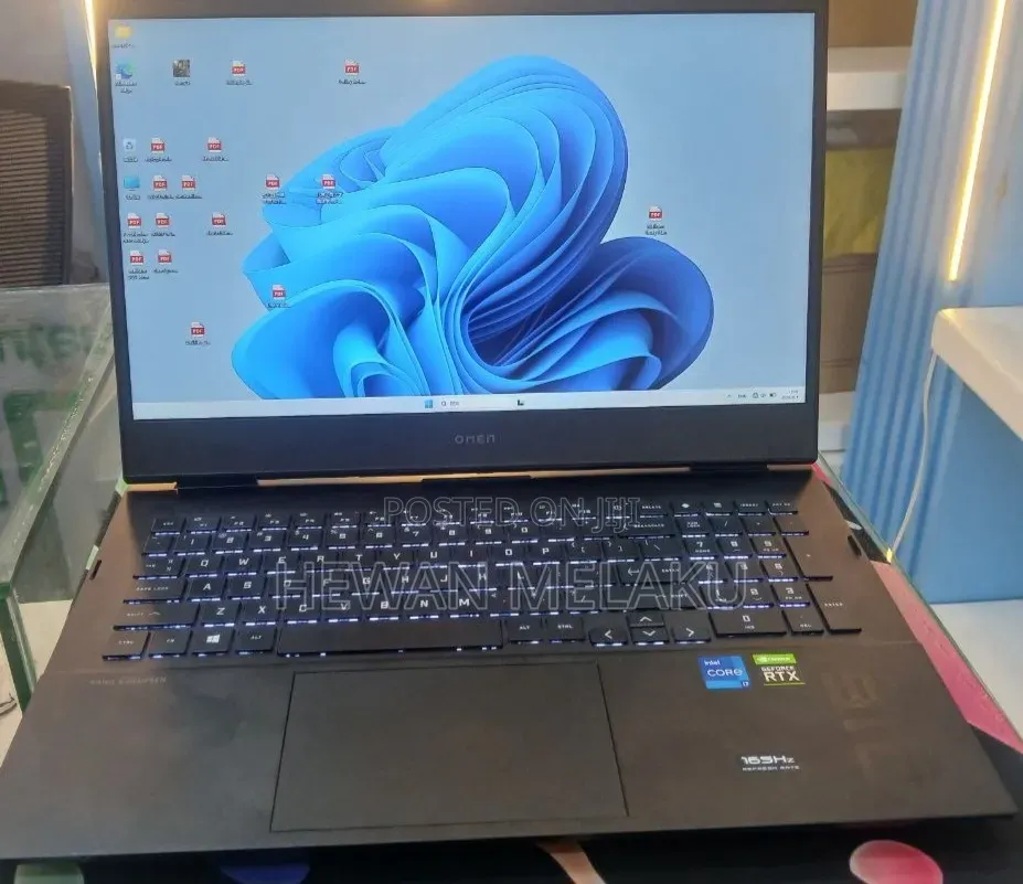 New Laptop HP Omen 15 16GB Intel Core i7 SSD 512GB