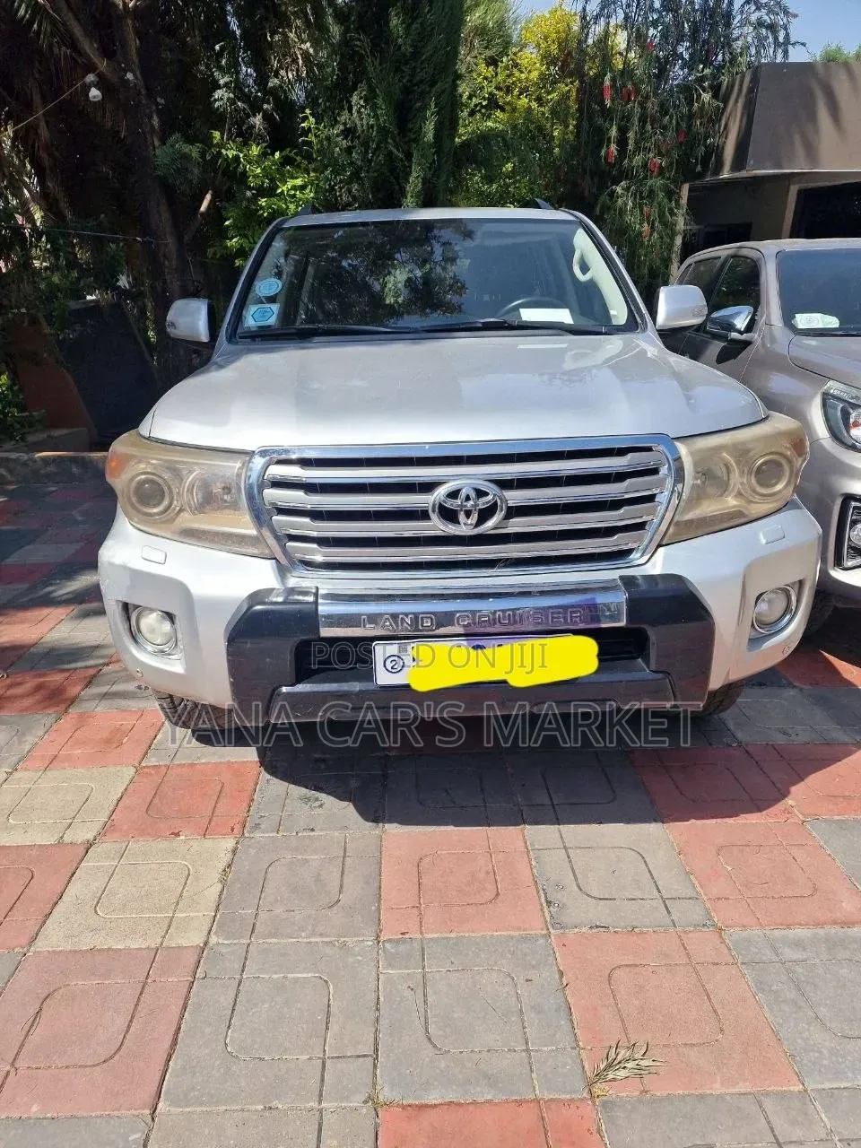Toyota Land Cruiser 2013 Silver