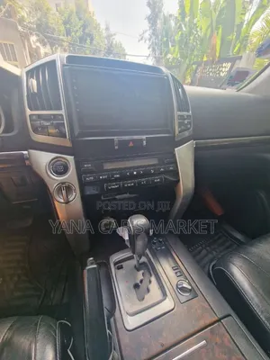 Toyota Land Cruiser 2013 Silver