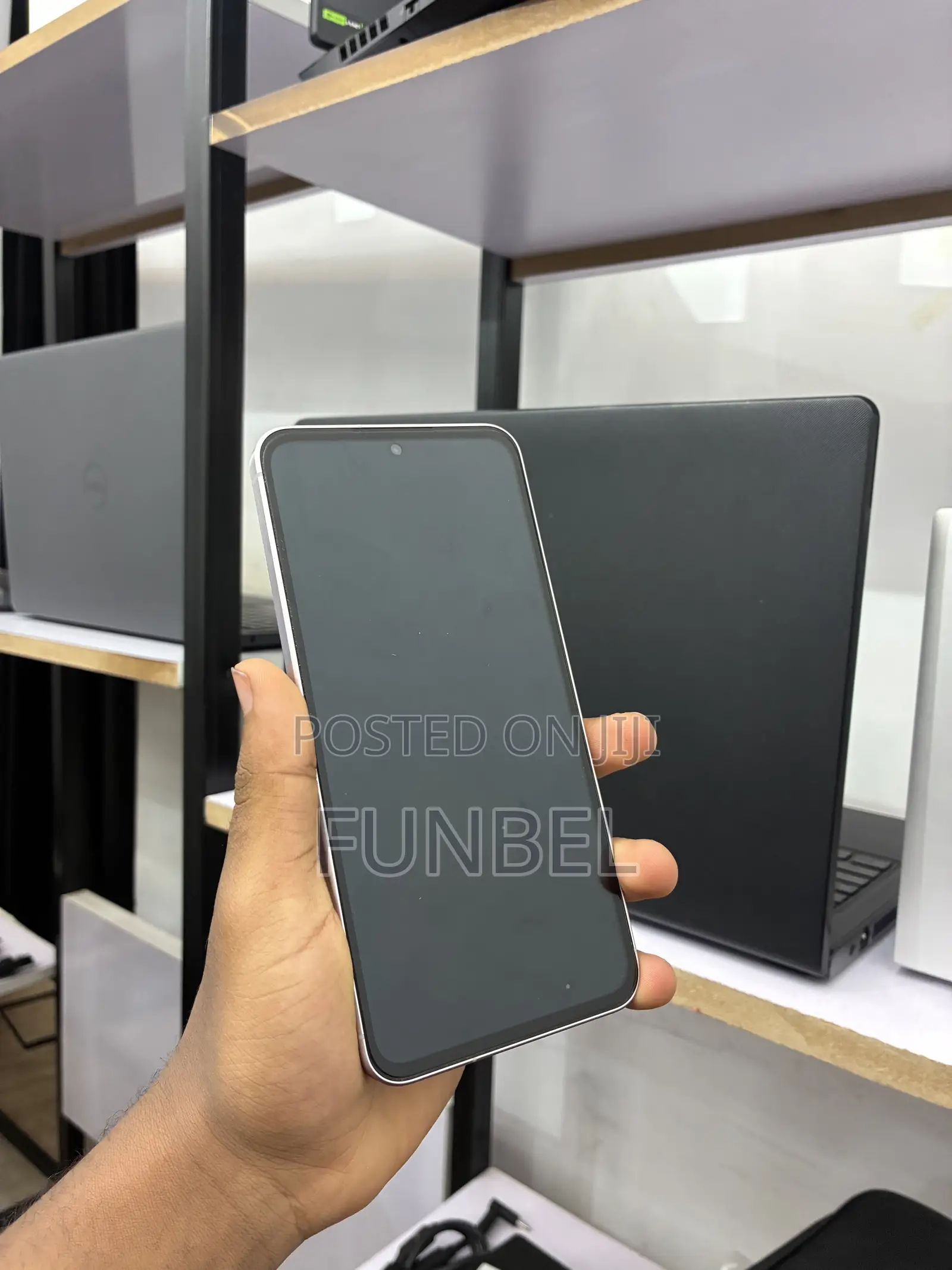 New Samsung Galaxy A56 256 GB Pink