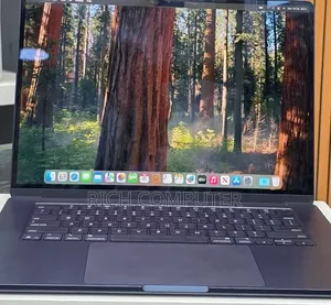 New Laptop Apple MacBook Air 2025 M4 16GB Apple M4 SSD 256GB