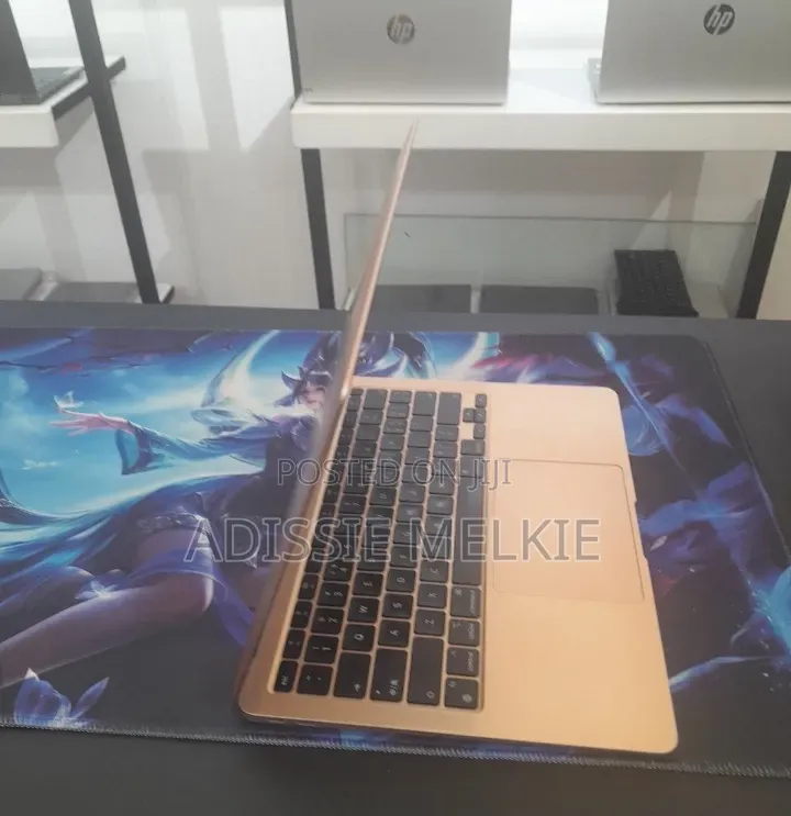 New Laptop Apple MacBook Air 8GB Apple M1 SSD 256GB