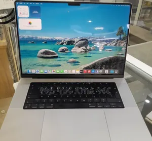 New Laptop Apple MacBook Pro 2020 M1 32GB Intel Core i7 SSD 512GB