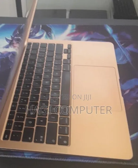 New Laptop Apple MacBook Air 2020 M1 8GB Apple M1 SSD 256GB