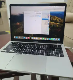 New Laptop Apple MacBook 16GB Apple M1 Pro SSD 256GB