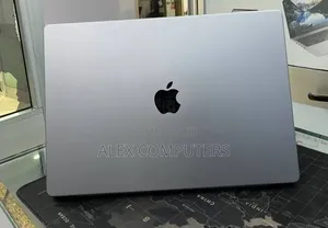 New Laptop Apple MacBook Pro 2021 M1 32GB Apple M1 Pro SSD 512GB