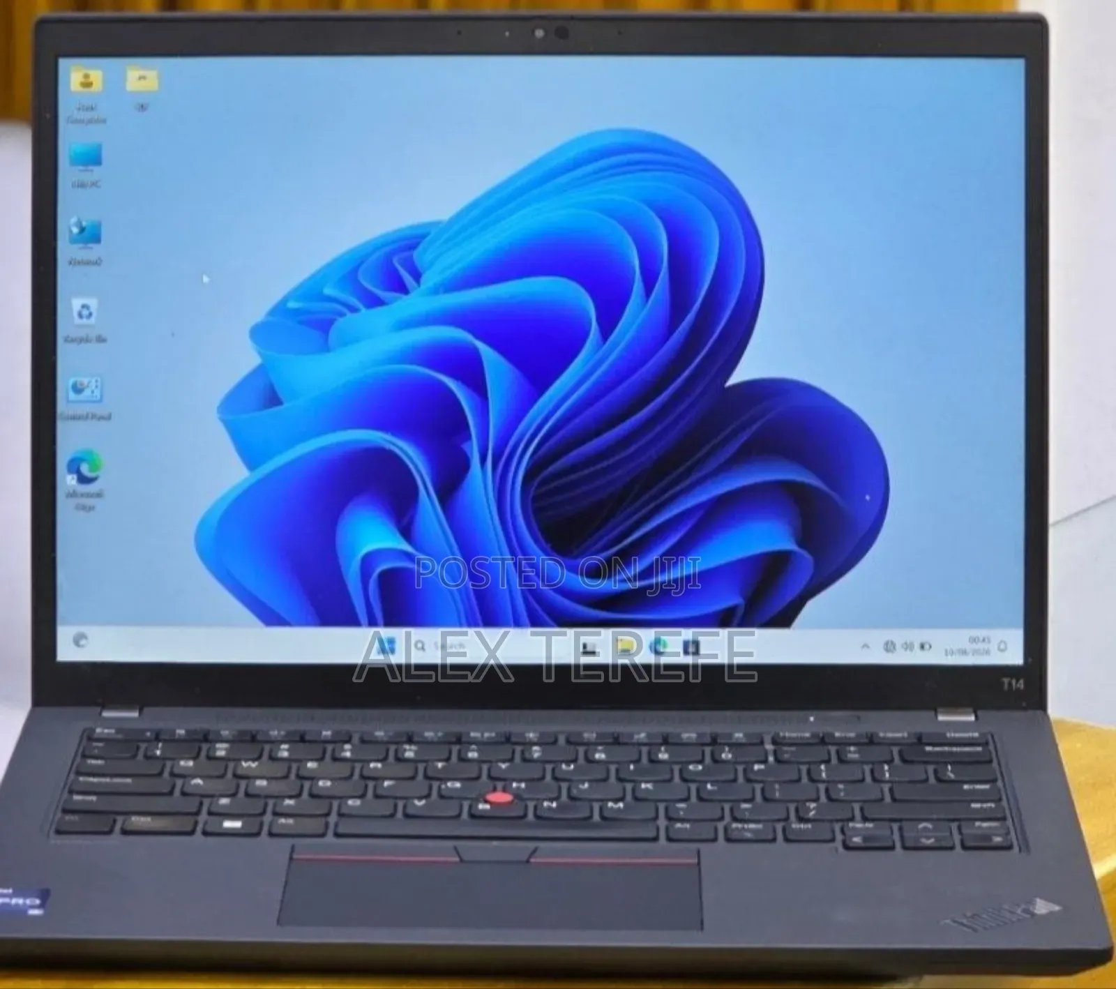 New Laptop Lenovo ThinkPad T14 G4 16GB Intel Core i5 SSD 512GB