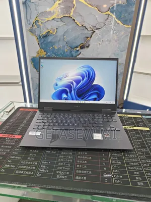 New Laptop HP Omen 15 16GB AMD Ryzen 7 SSD 512GB