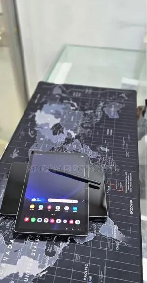 New Samsung Galaxy Tab S9 FE 128 GB Silver