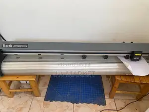 TENETH Professional Vinyl Cutting Plotter.