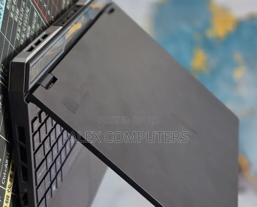 New Laptop HP Omen 15 16GB AMD Ryzen 7 SSD 512GB