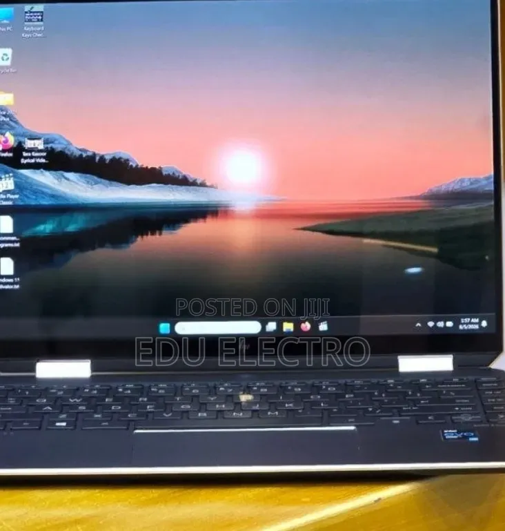 New Laptop HP Spectre X360 15t 16GB Intel Core i7 SSD 512GB