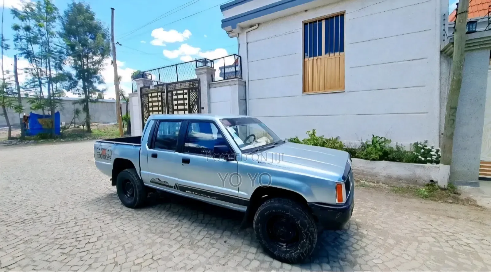 Mitsubishi L200 2000 Silver