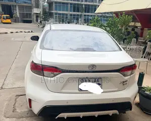 Toyota Corolla 2021 White
