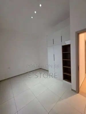 4bdrm Villa in Bole for sale