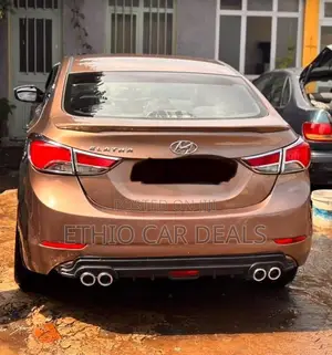 Hyundai Elantra 2015 Brown
