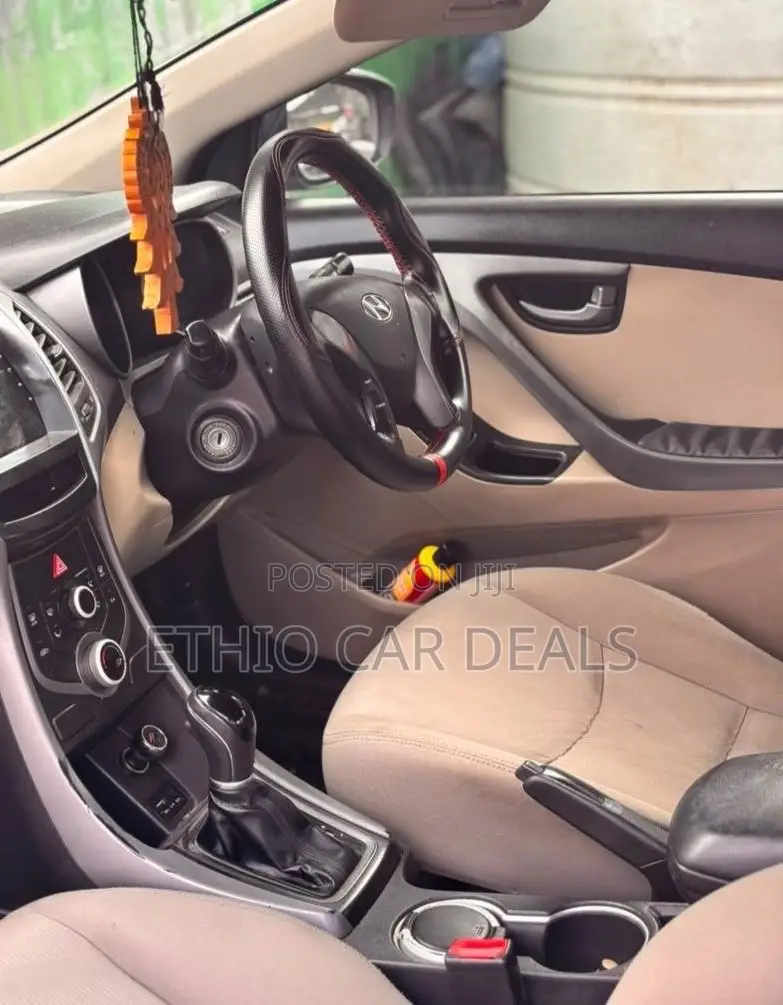 Hyundai Elantra 2015 Brown
