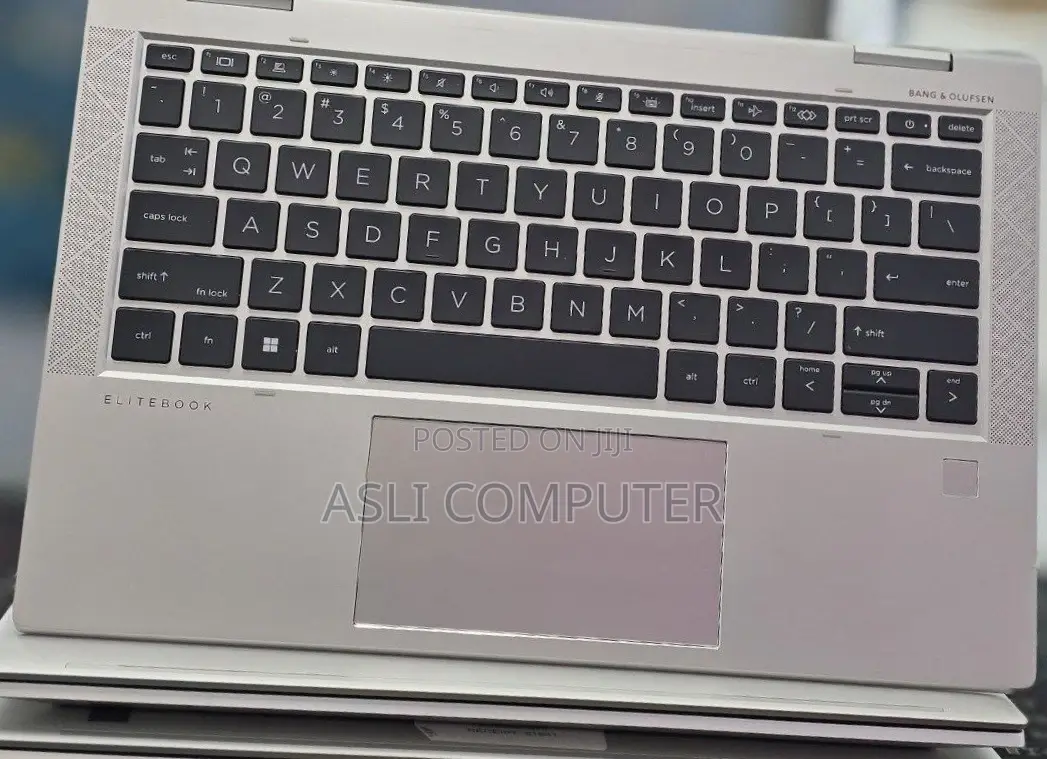 New Laptop HP EliteBook 1040 G8 32GB Intel Core i7 SSD 512GB
