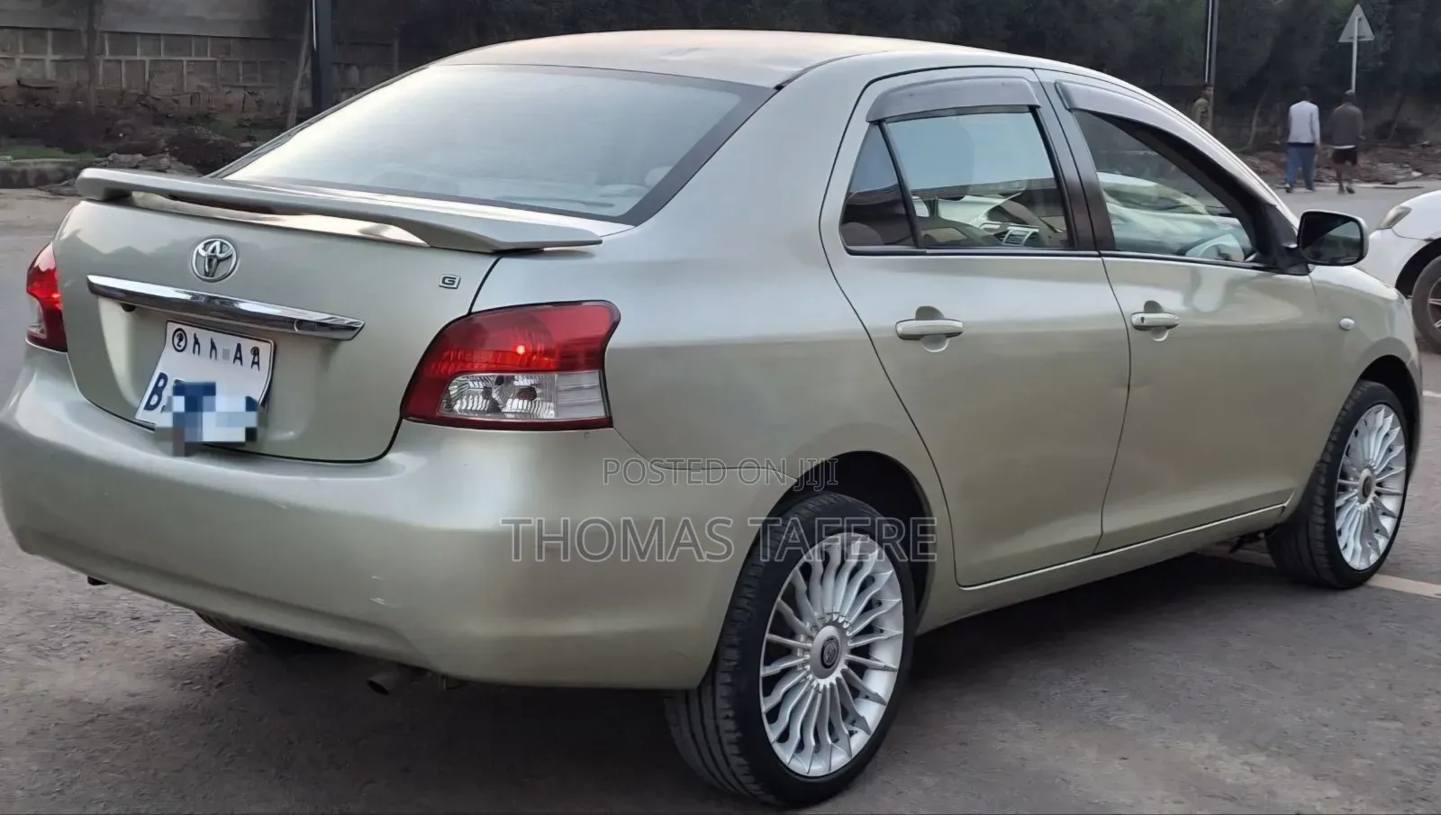 Toyota Belta 2007 Gold