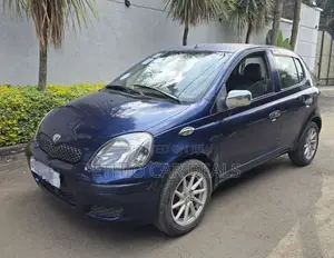 Toyota Vitz 2003 Blue