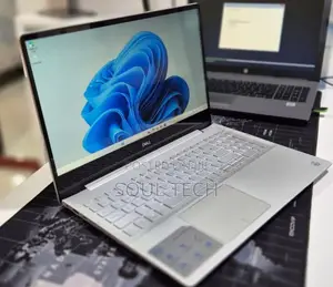 New Laptop Dell Inspiron 15 8GB Intel Core i5 SSD 256GB