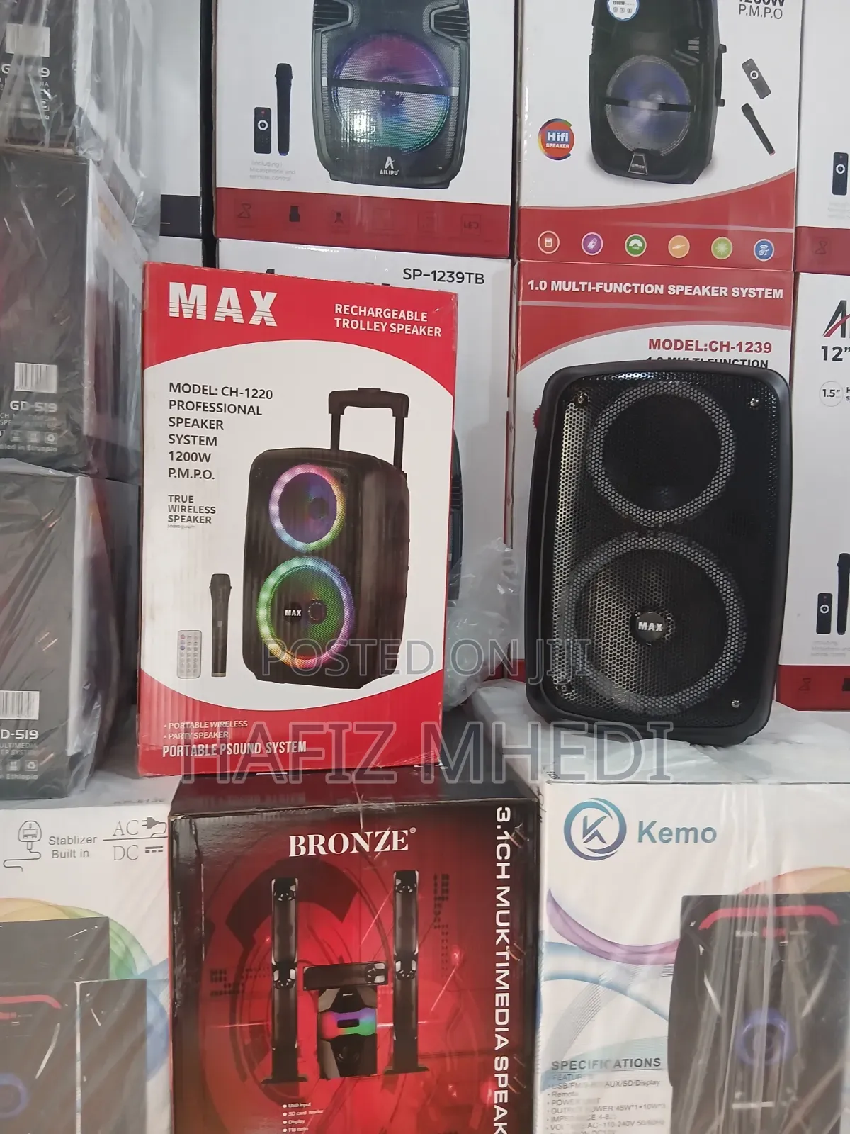 Max Speaker