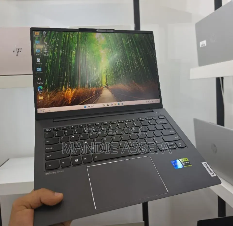 New Laptop Lenovo 16GB Intel Core i7 SSD 512GB